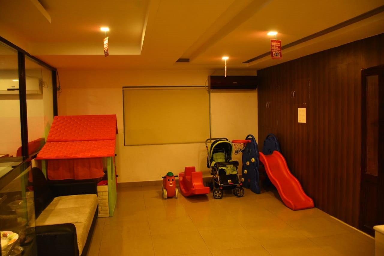 Hotel Palacial Pondi Pondicherry Exterior foto